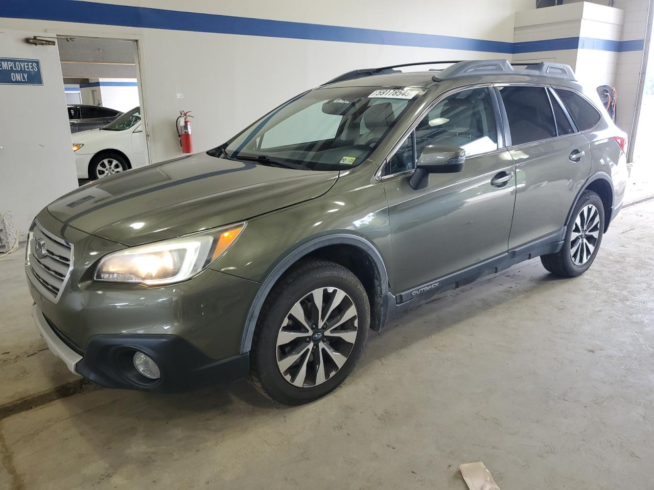 2015 Subaru Outback 2.5I Limited zu verkaufen in Sandston, VA - Rear End