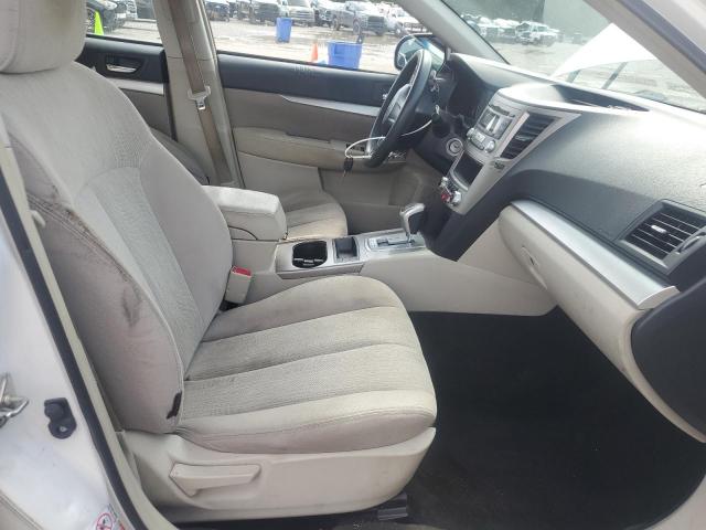  SUBARU OUTBACK 2013 White