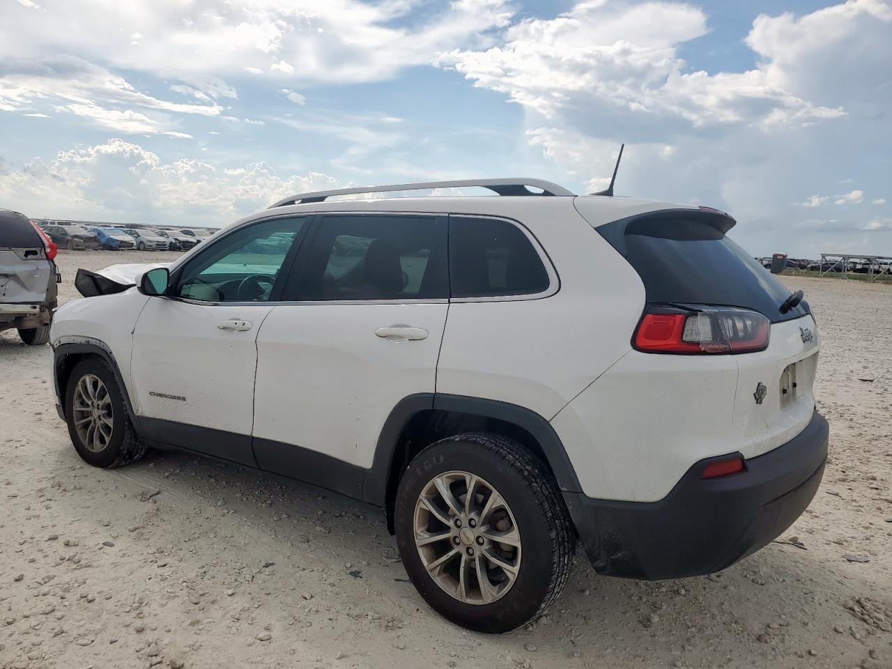 JEEP GRAND CHER 2019 VIN 1C4PJLLB2KD154649 zdjęcie 2