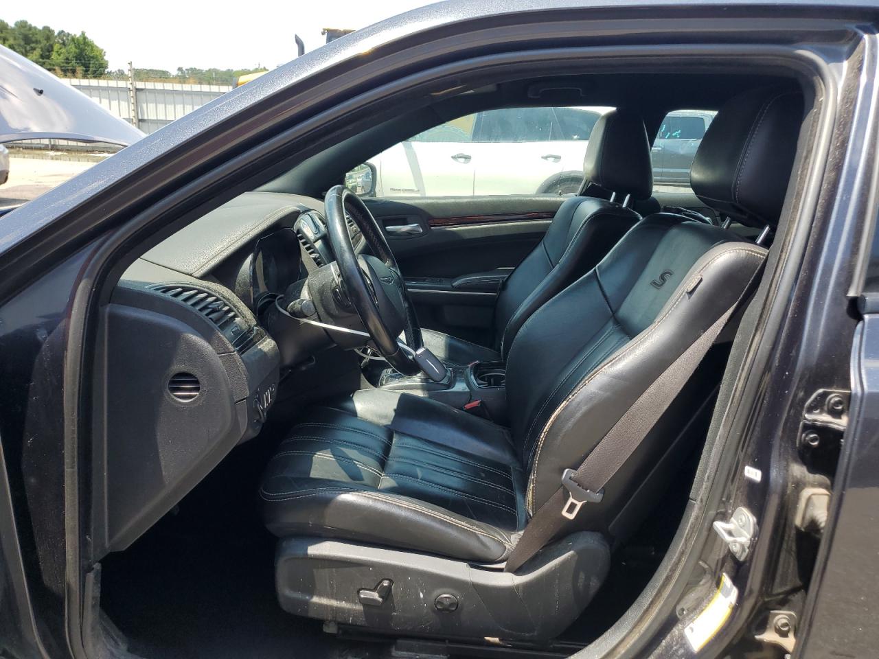 2019 Chrysler 300C VIN: 2C3CCAGG2KH536867 Lot: 61844375