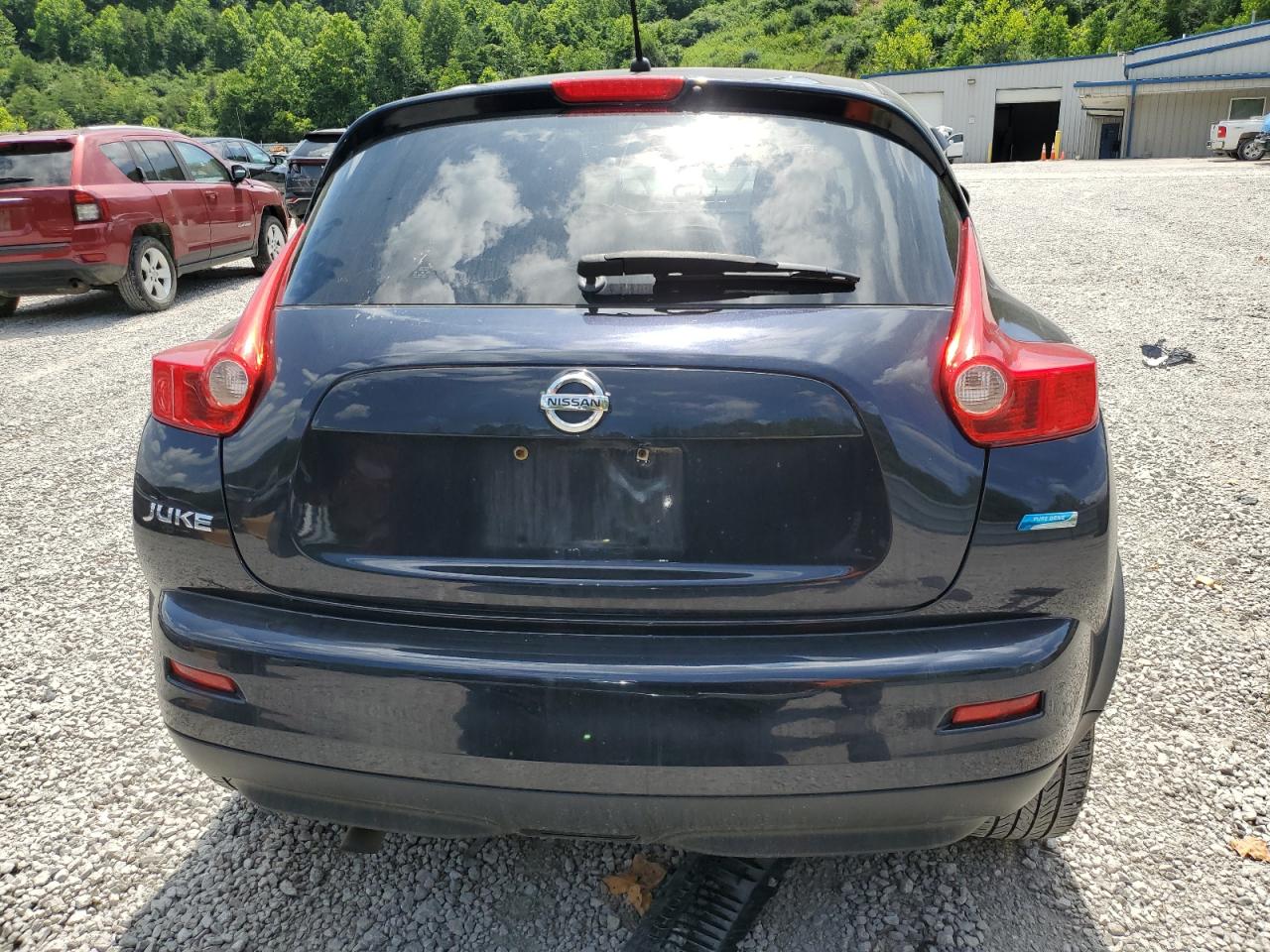 2014 Nissan Juke S VIN: JN8AF5MR5ET450469 Lot: 62869065