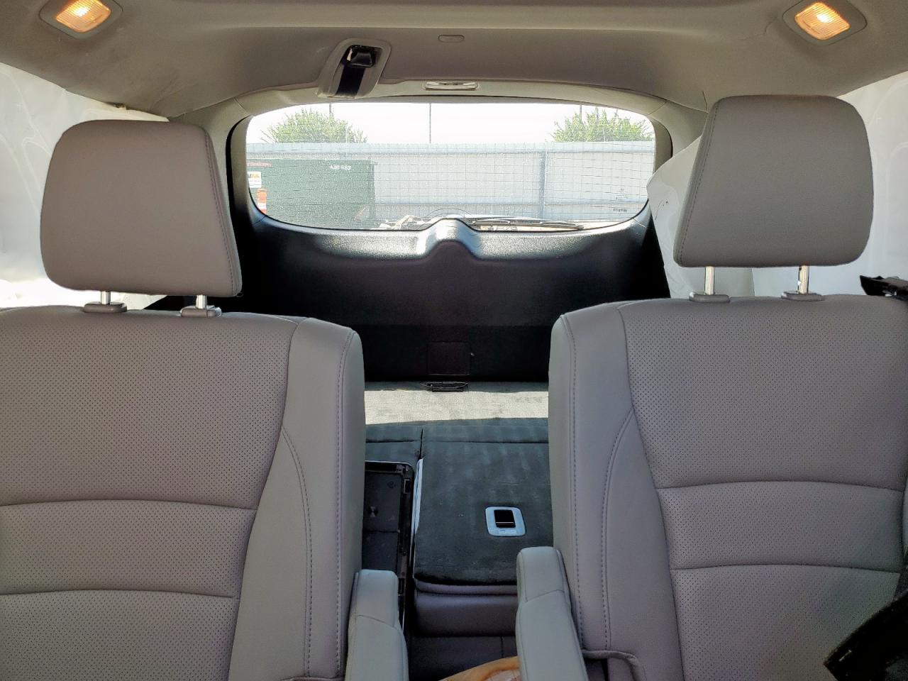 2022 Honda Pilot Elite VIN: 5FNYF6H05NB051690 Lot: 61207015