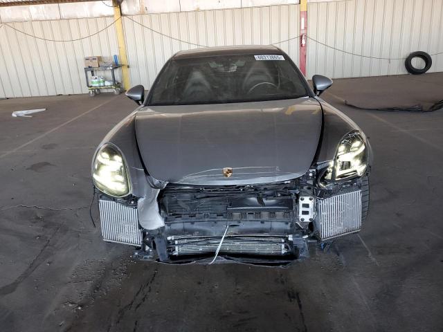  PORSCHE PANAMERA 2018 Srebrny
