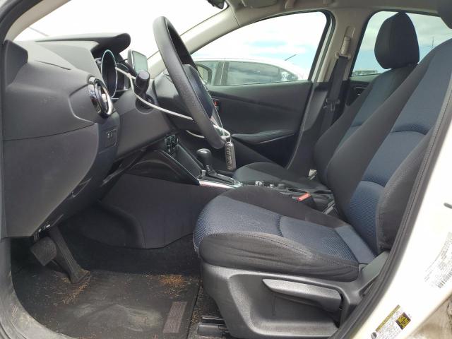  TOYOTA YARIS 2017 Biały