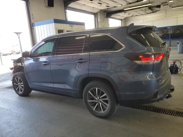  TOYOTA HIGHLANDER 2017 Синий