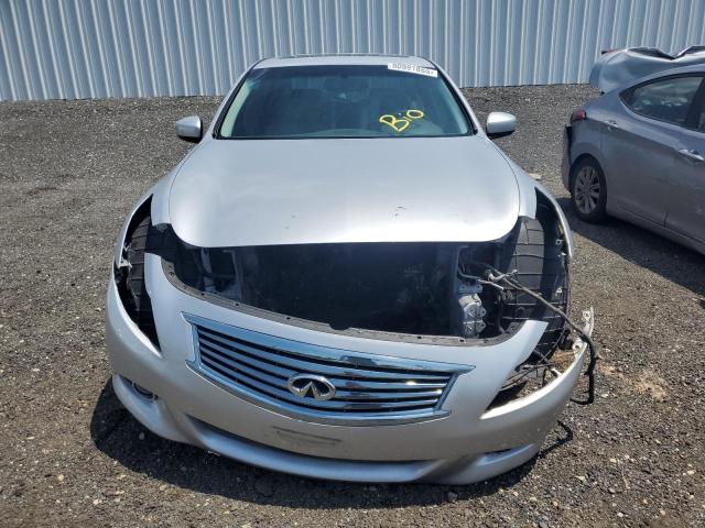  INFINITI G37 2013 Srebrny