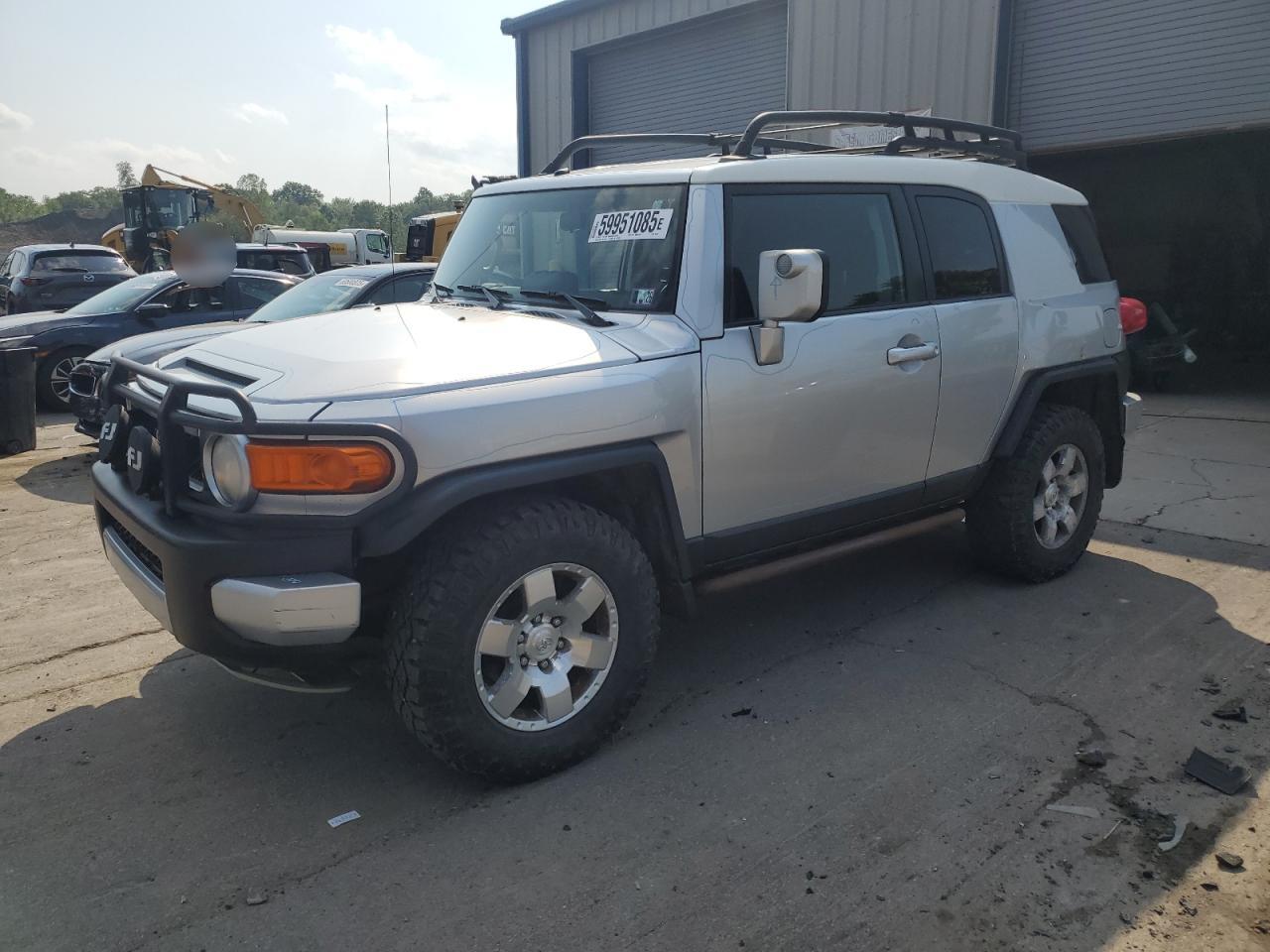 2008 Toyota Fj Cruiser იყიდება Duryea-ში, PA - Vandalism