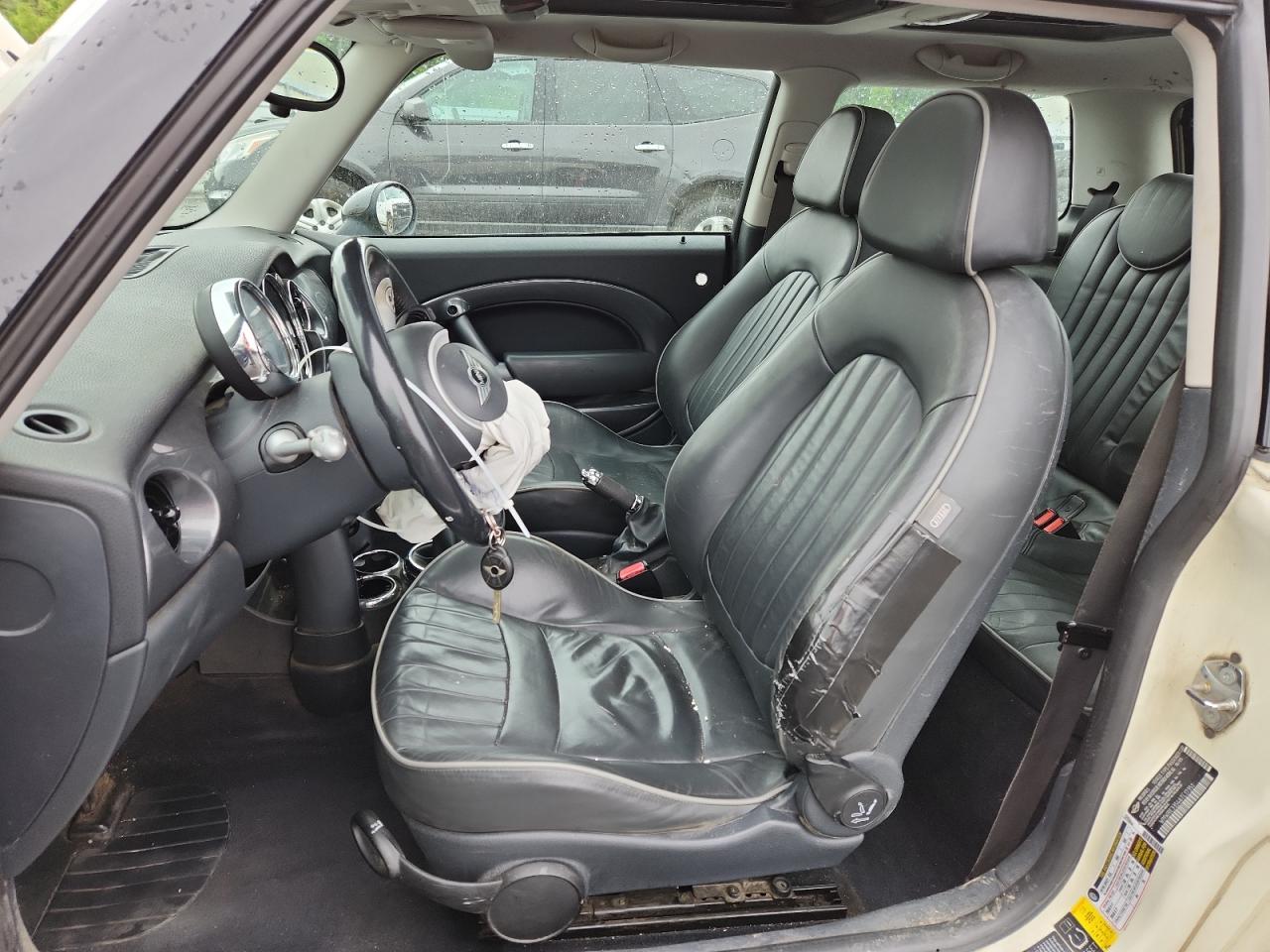 2006 Mini Cooper S VIN: WMWRE33546TL17351 Lot: 60483385