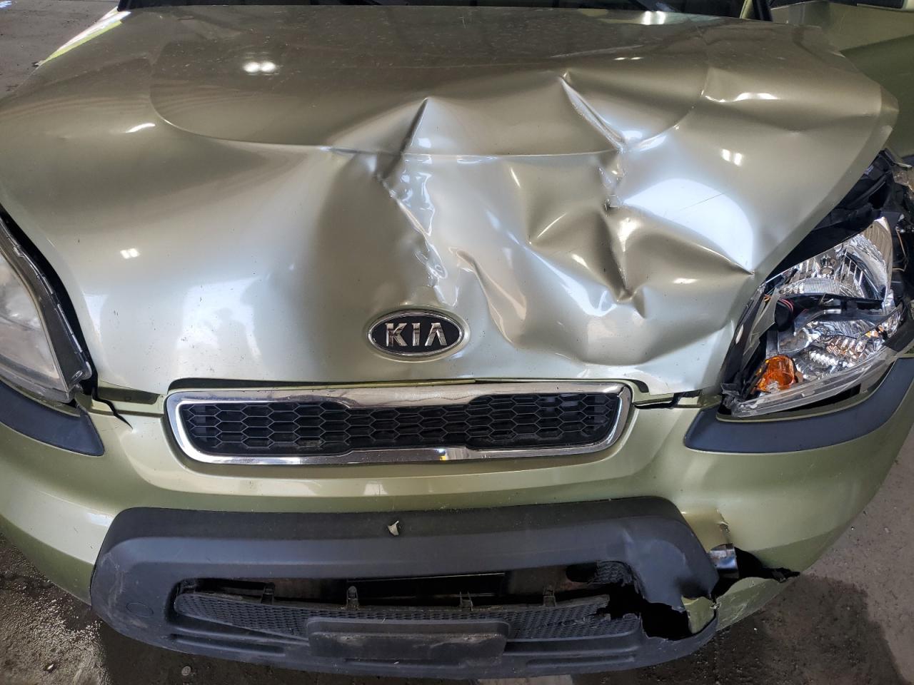 2010 Kia Soul + VIN: KNDJT2A29A7161088 Lot: 62505535