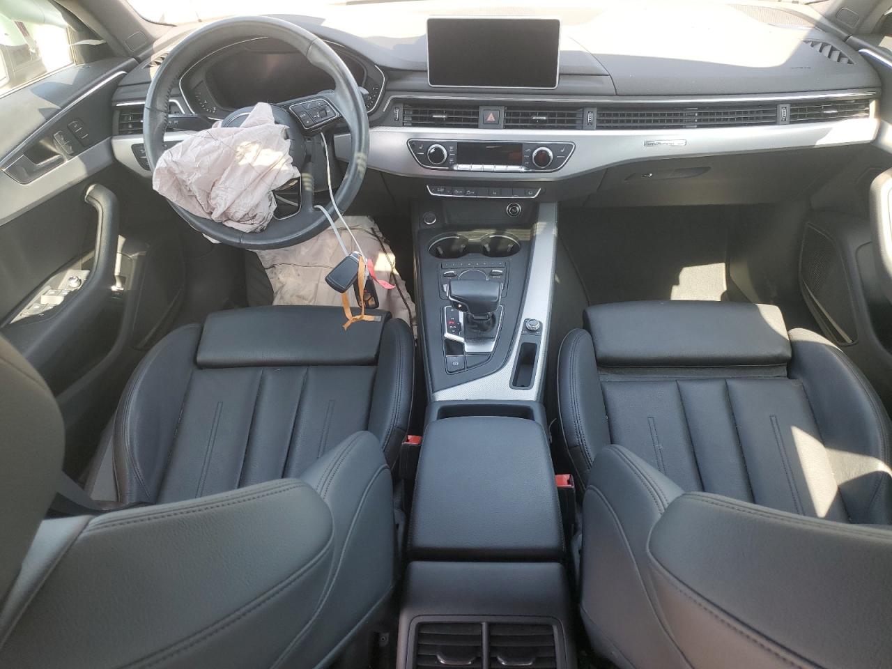 2017 Audi A4 Premium Plus VIN: WAUENAF42HN030670 Lot: 62221435