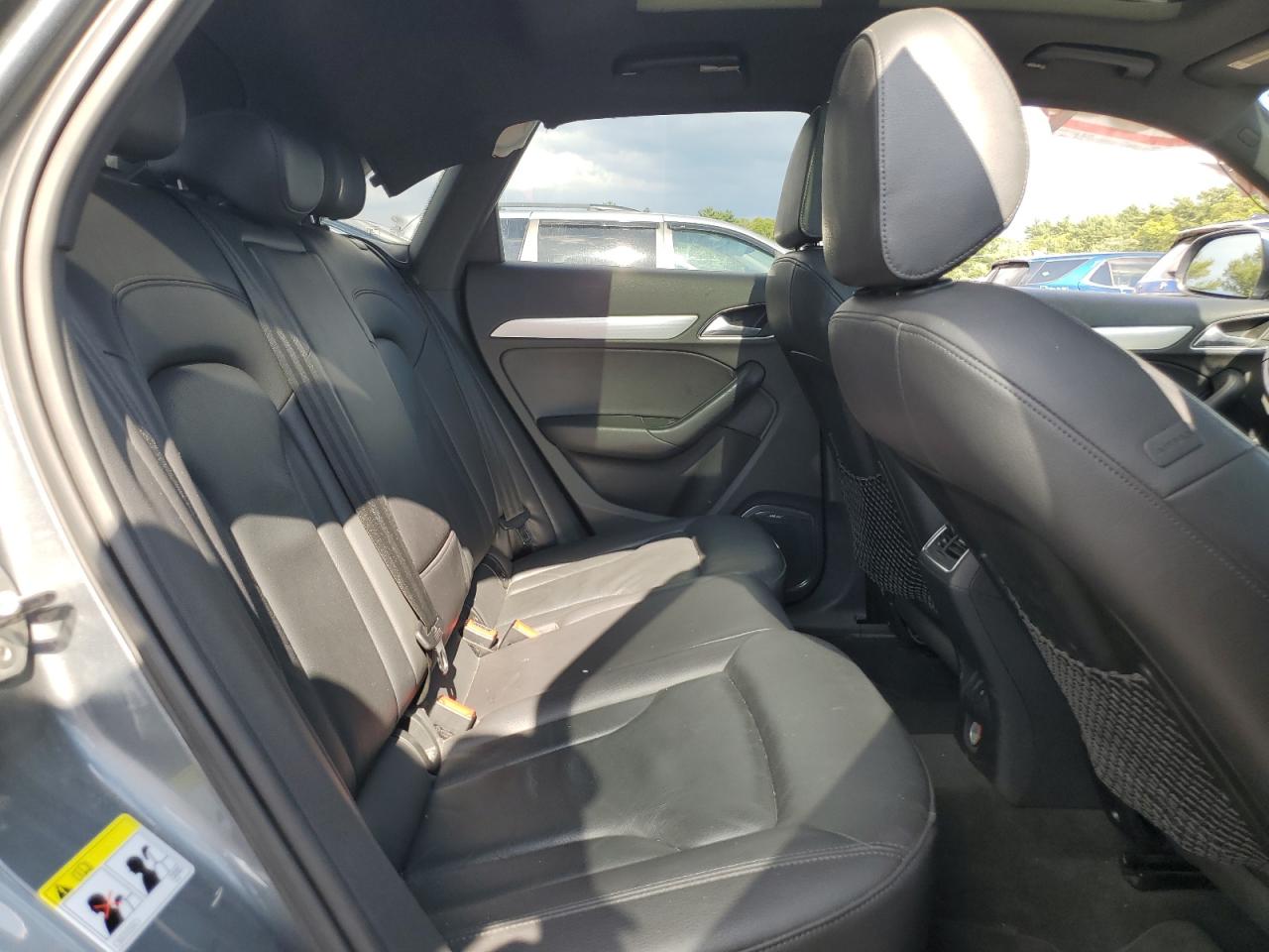 2015 Audi Q3 Prestige VIN: WA1GFCFS9FR005753 Lot: 62211215