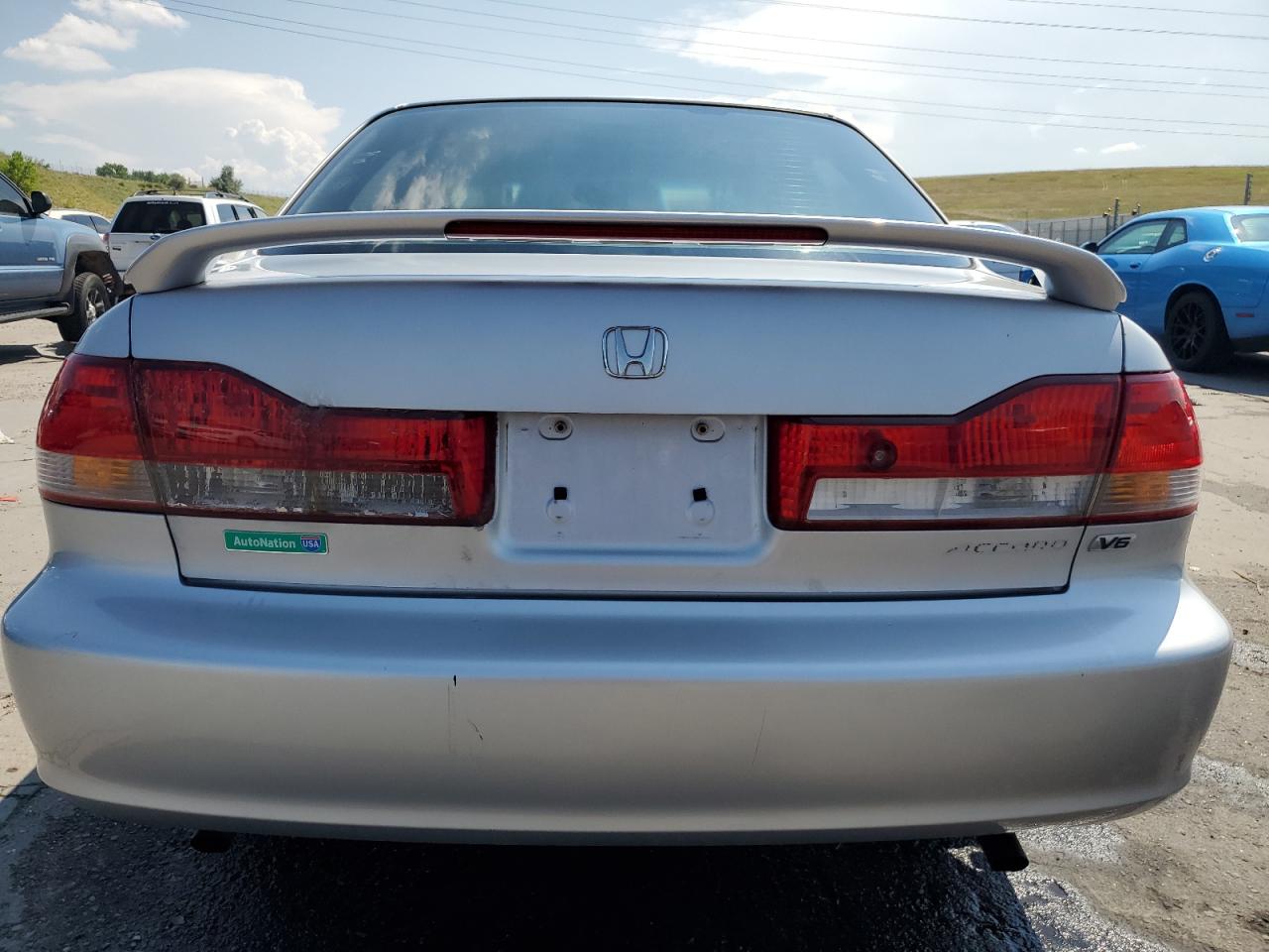 2001 Honda Accord Ex VIN: 1HGCG16551A010988 Lot: 62893475