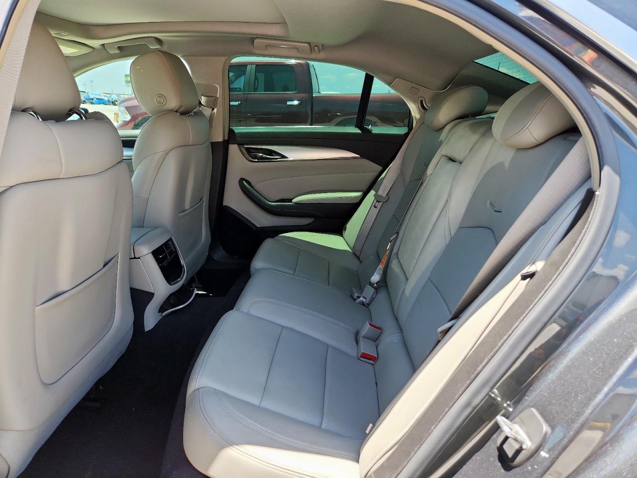 2017 Cadillac Cts Luxury VIN: 1G6AR5SS2H0205579 Lot: 63073905