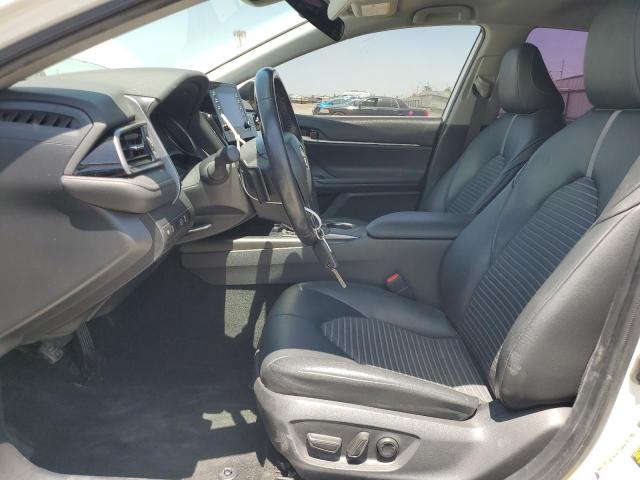  TOYOTA CAMRY 2021 White