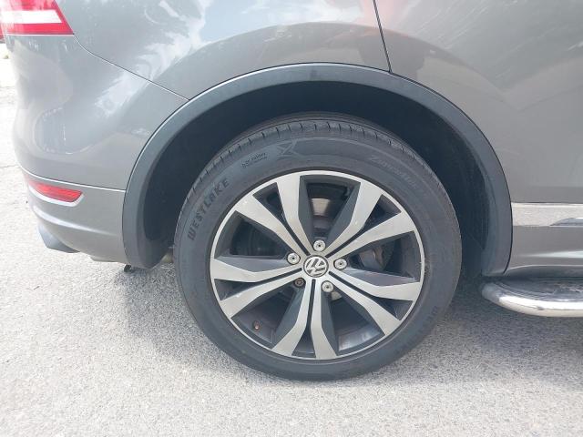 2014 VOLKSWAGEN TOUAREG V6