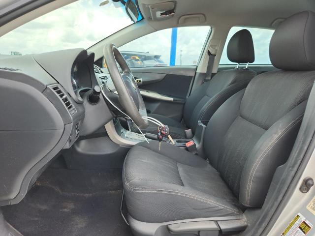  TOYOTA COROLLA 2013 Сріблястий