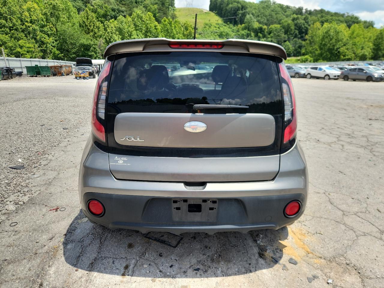 2017 Kia Soul VIN: KNDJN2A27H7437434 Lot: 62469255