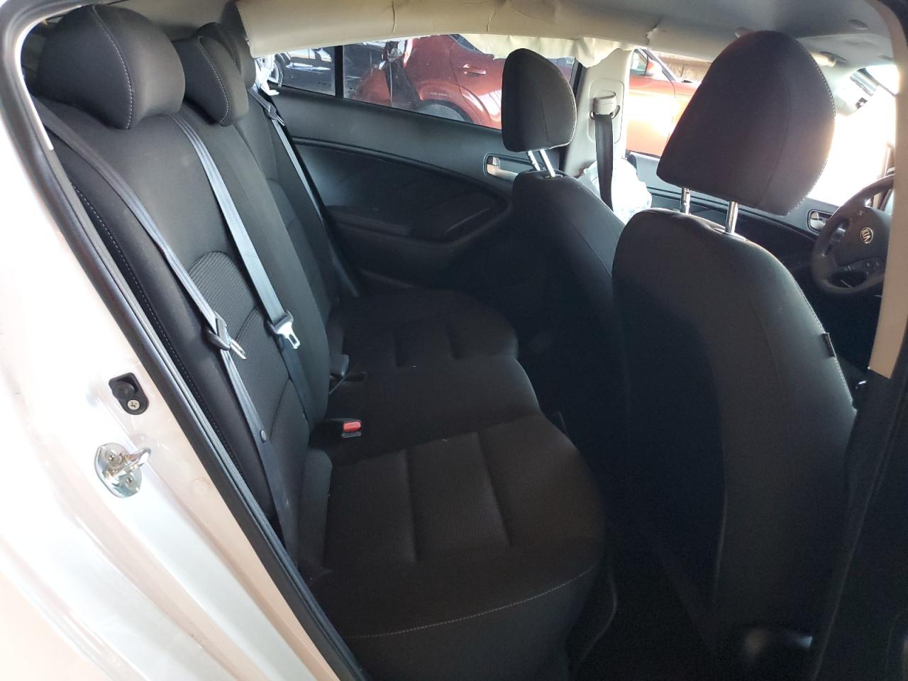 2018 Kia Forte Lx VIN: 3KPFK4A70JE229147 Lot: 62927555