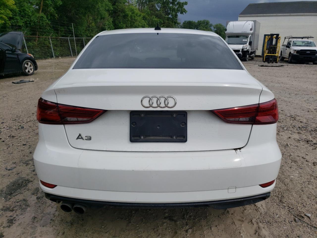 2019 Audi A3 Premium VIN: WAUAUGFF1KA107940 Lot: 59981675