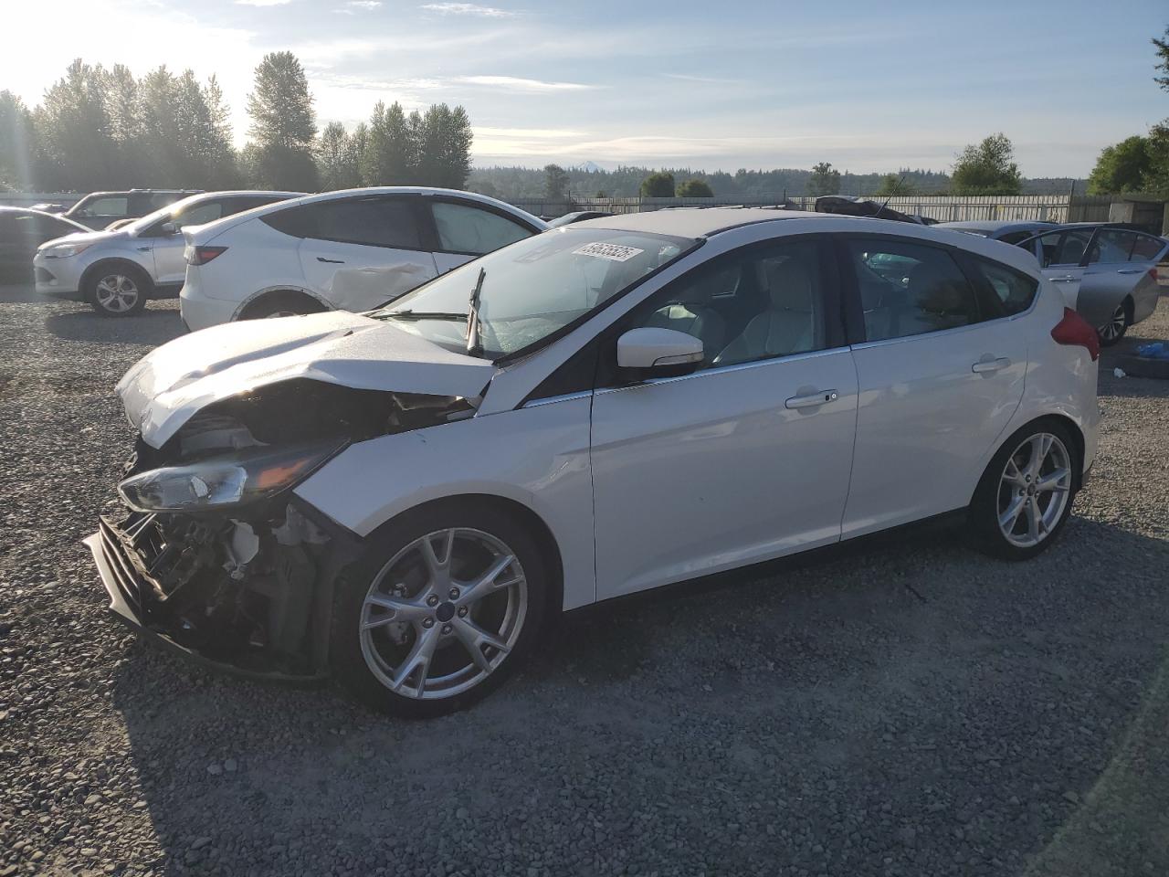 Arlington, WA에서 판매 중인 2015 Ford Focus Titanium   - Front End