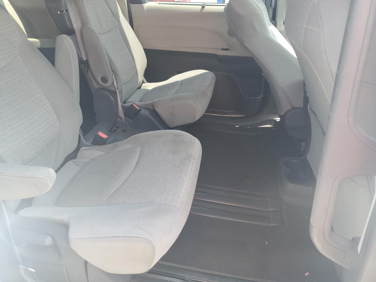 2021 Toyota Sienna Le VIN: 5TDKRKEC0MS034116 Lot: 60119165