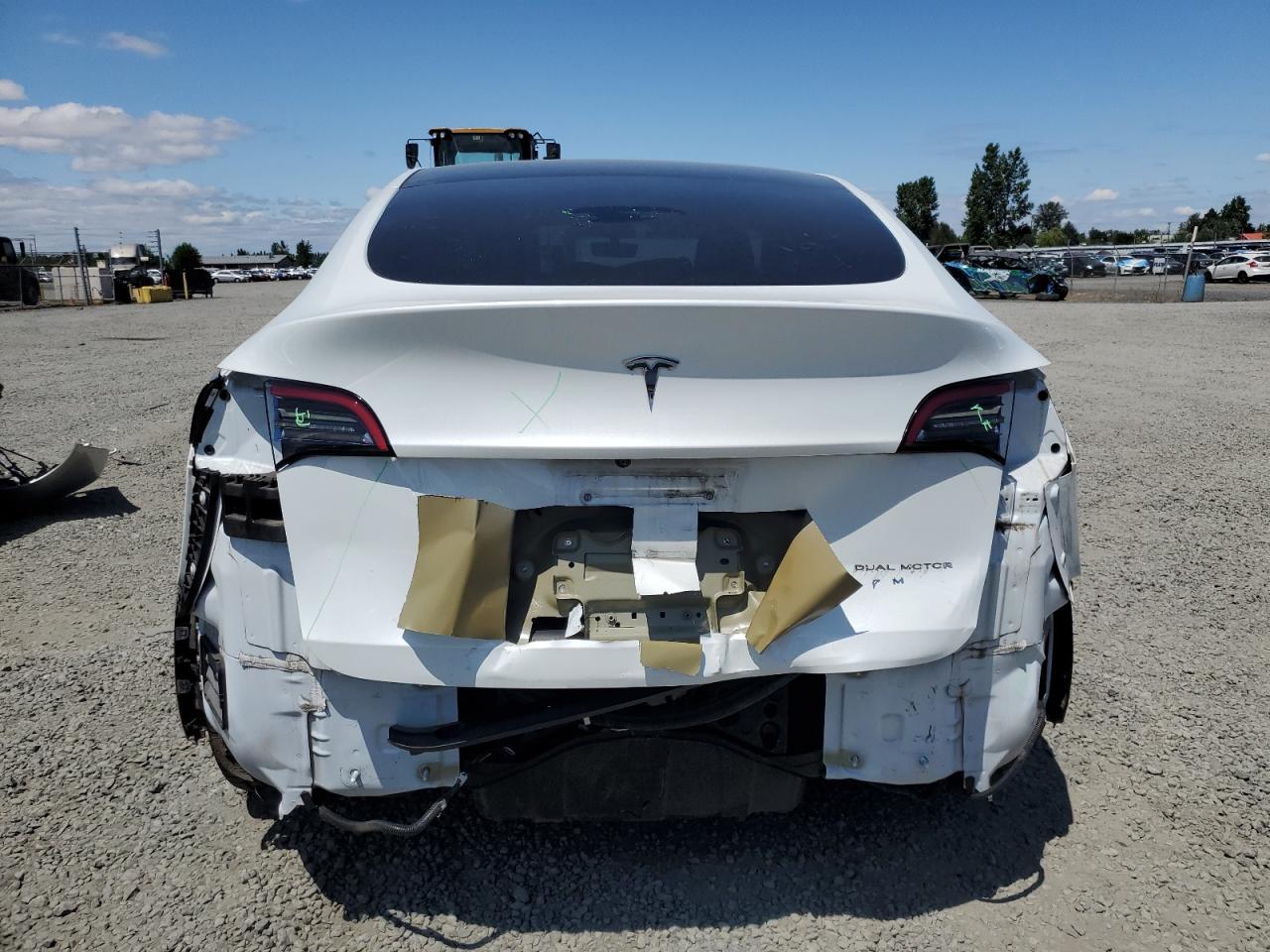 2021 Tesla Model Y VIN: 5YJYGAEE4MF239504 Lot: 62192435