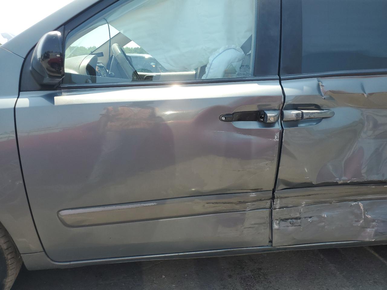 2006 Kia Sedona Ex VIN: KNDMB233666047018 Lot: 59697915