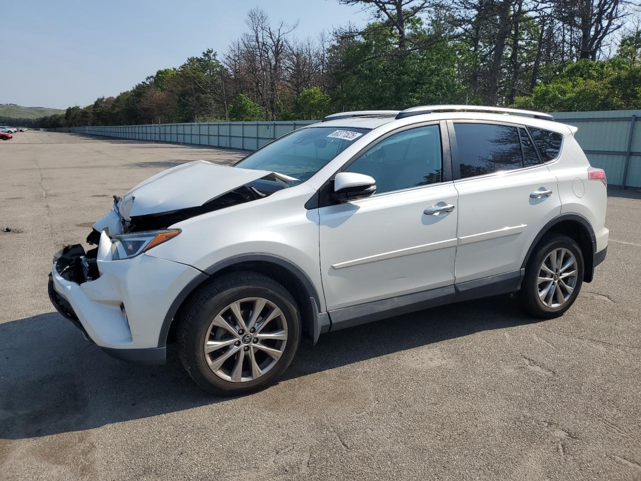 2017 Toyota Rav4 Limited for Sale in Brookhaven, NY - Front End