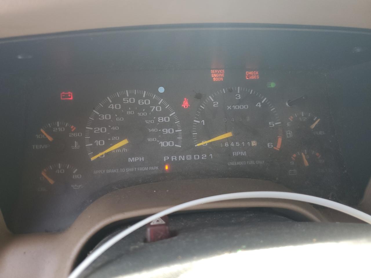 1996 GMC Jimmy VIN: 1GKDT13W8T2562644 Lot: 61973555