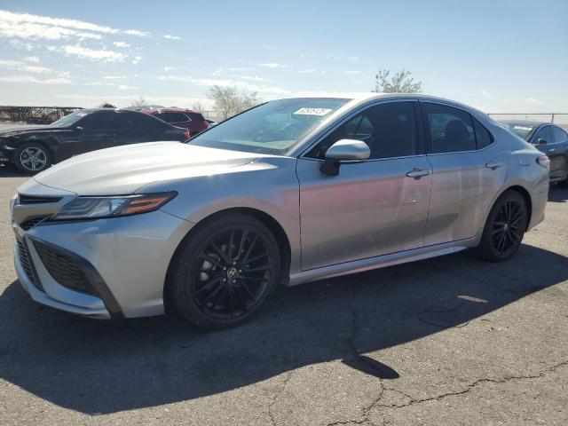 TOYOTA CAMRY 2021 Серебристый