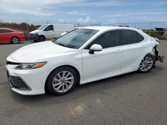 TOYOTA CAMRY LE 2022
