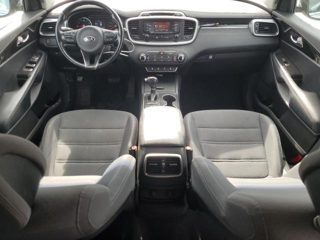  KIA SORENTO 2016 Srebrny