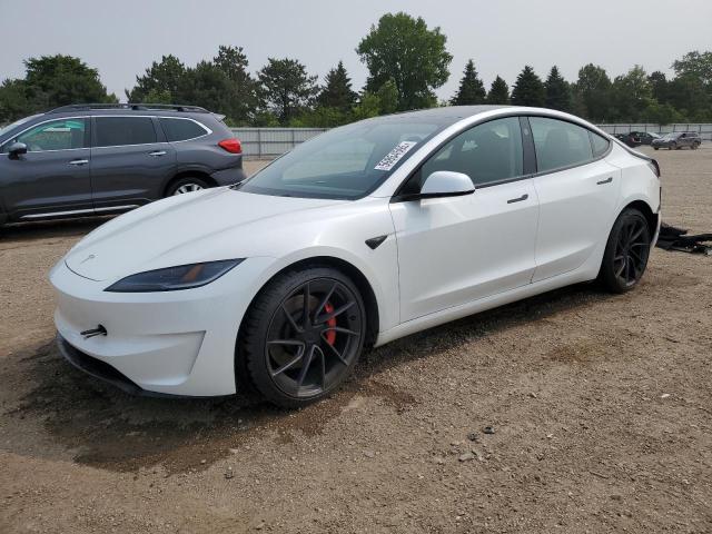 TESLA MODEL 3 2024