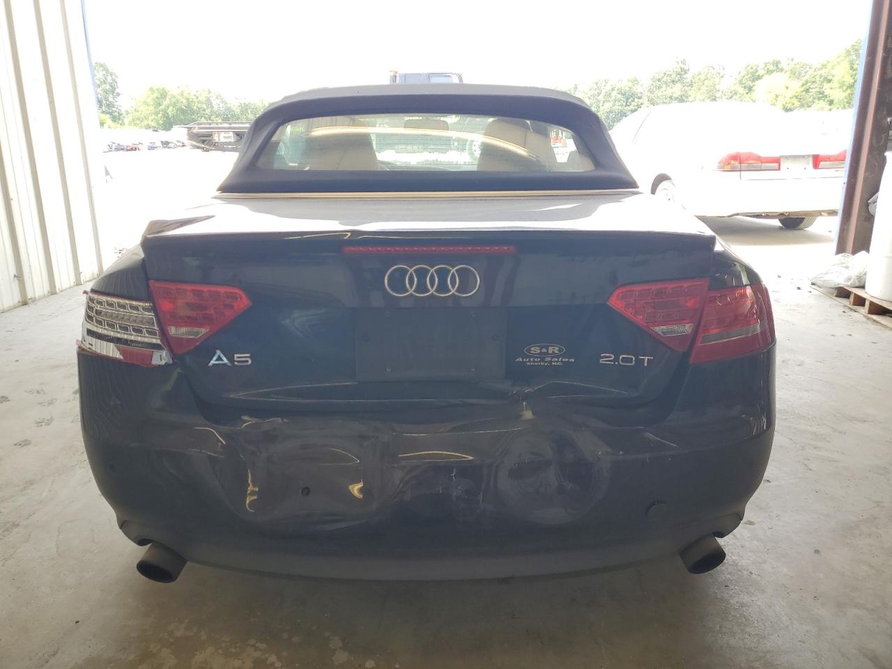 2011 Audi A5 Prestige VIN: WAUTFAFH0BN000694 Lot: 62299025