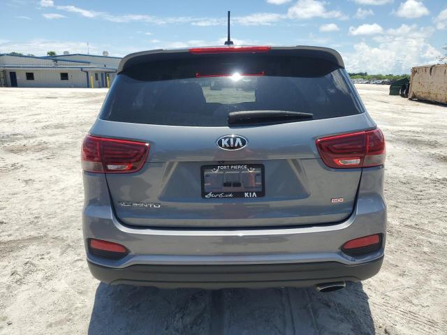  KIA SORENTO 2019 Srebrny