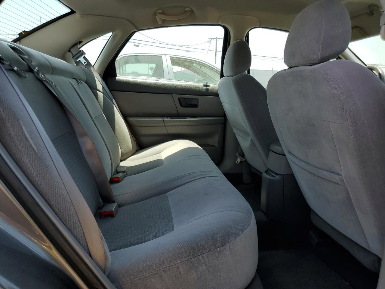 2005 Ford Taurus Se VIN: 1FAFP532X5A236713 Lot: 61955525