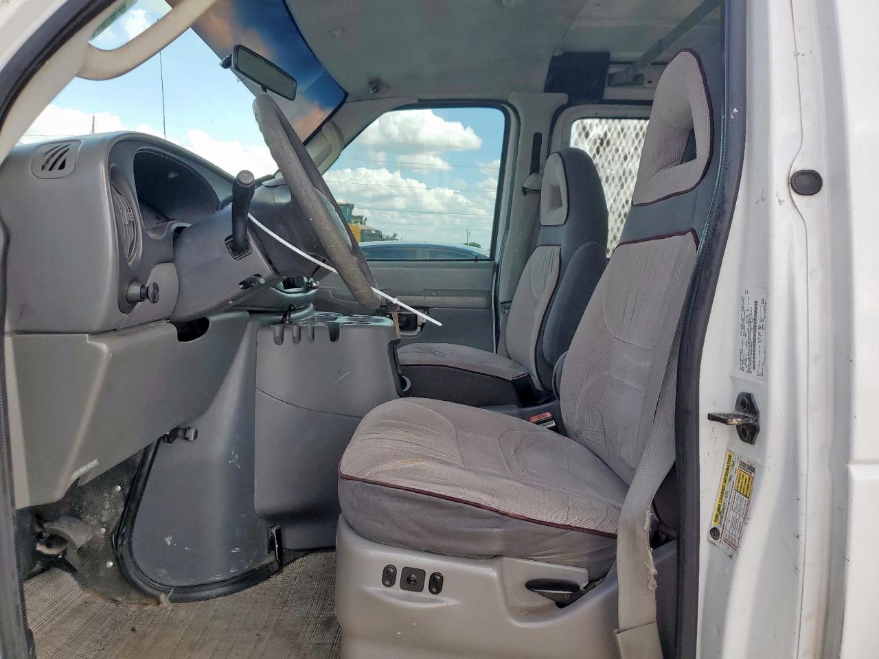 2006 Ford Econoline E250 Van VIN: 1FTNE24W66DA75451 Lot: 59683525