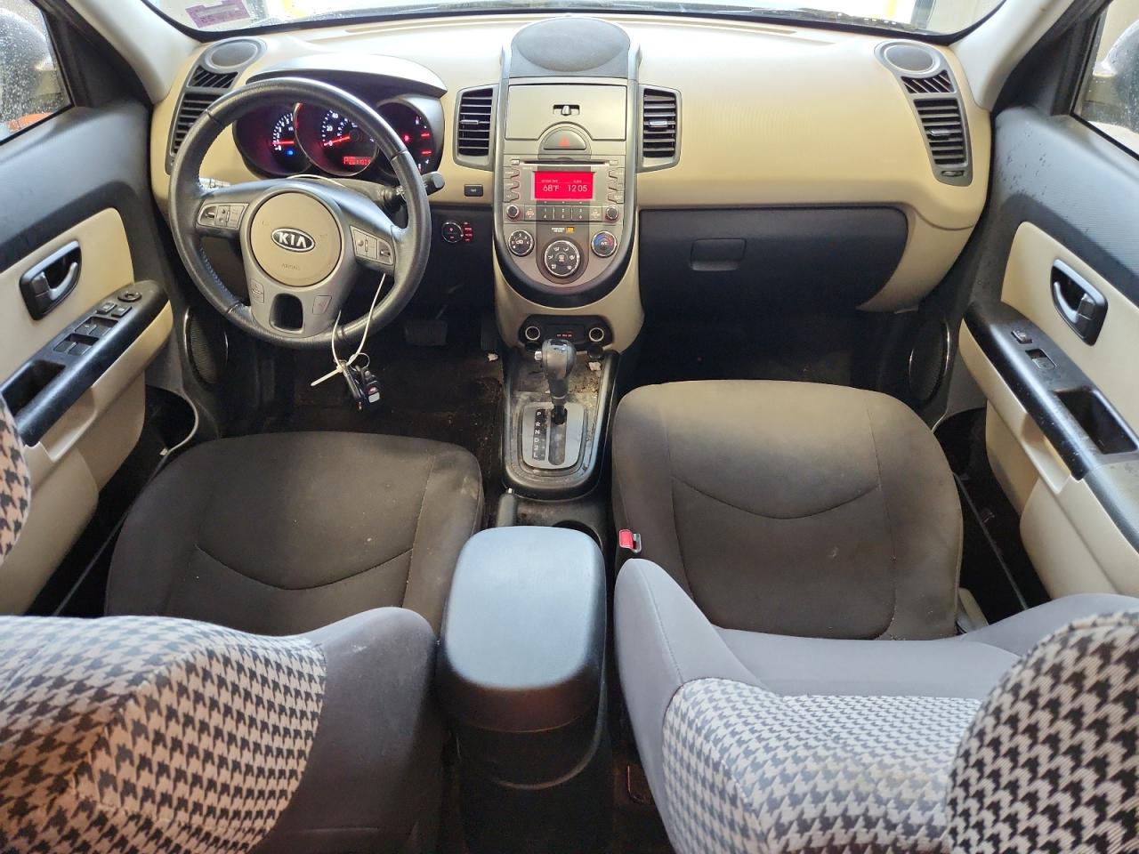 2010 Kia Soul + VIN: KNDJT2A29A7178800 Lot: 59719695