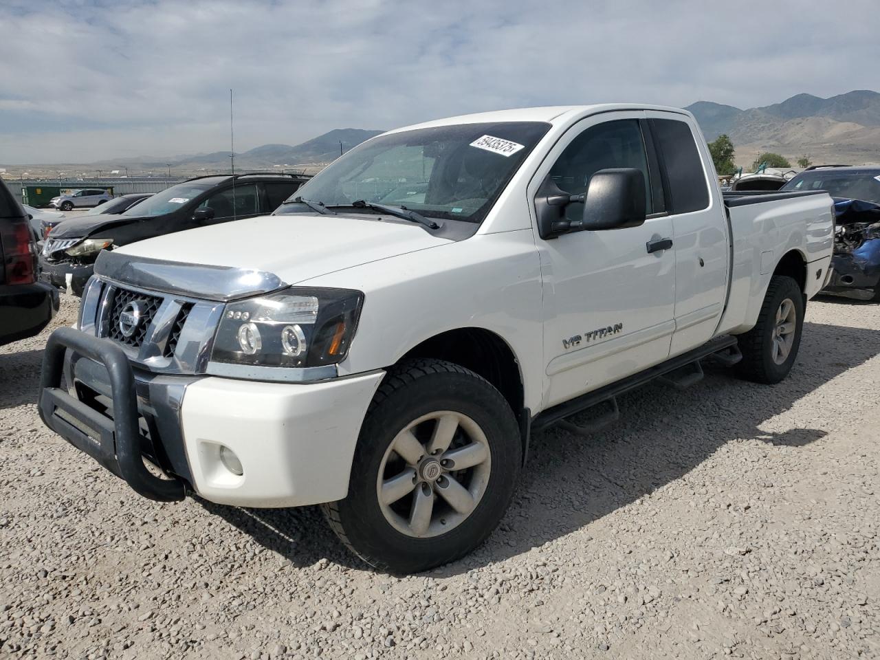 Magna, UT에서 판매 중인 2011 Nissan Titan S - Side