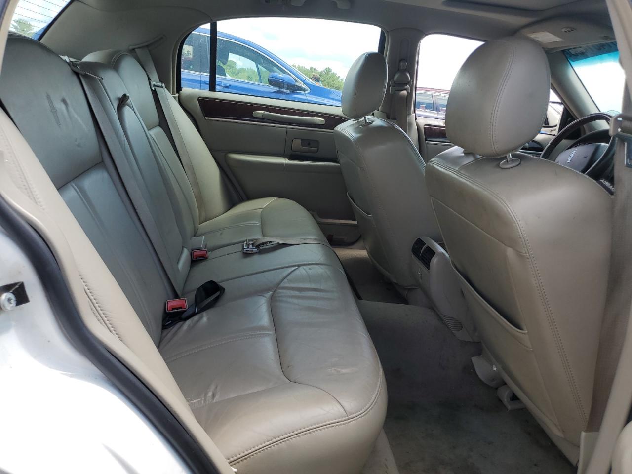 2006 Lincoln Town Car Signature Limited VIN: 1LNHM82V66Y629797 Lot: 61481435