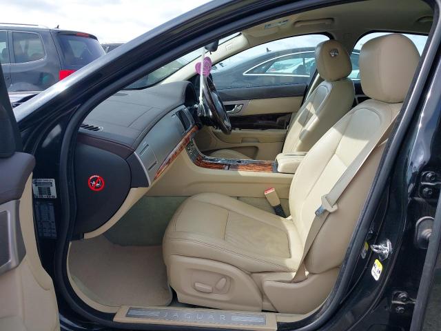 2010 JAGUAR XF LUXURY
