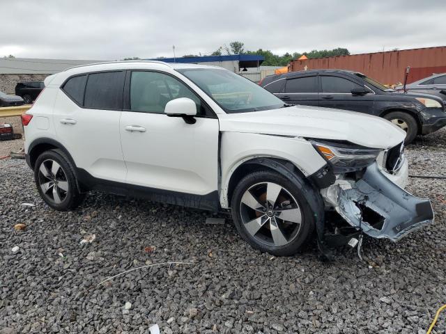  VOLVO XC40 2019 Белы