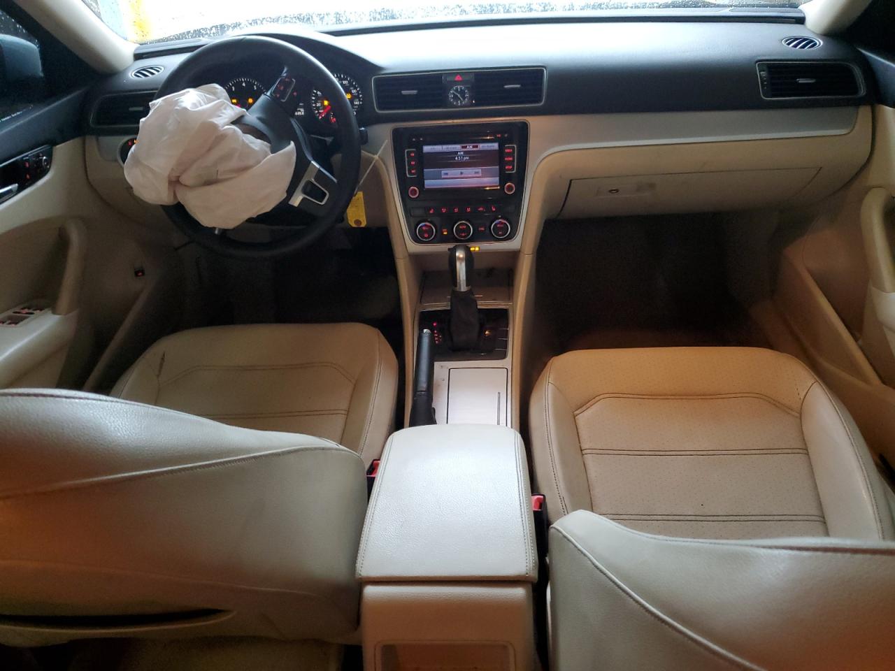 VOLKSWAGEN PASSAT 2012 VIN 1VWBH7A30CC030229 zdjęcie 8