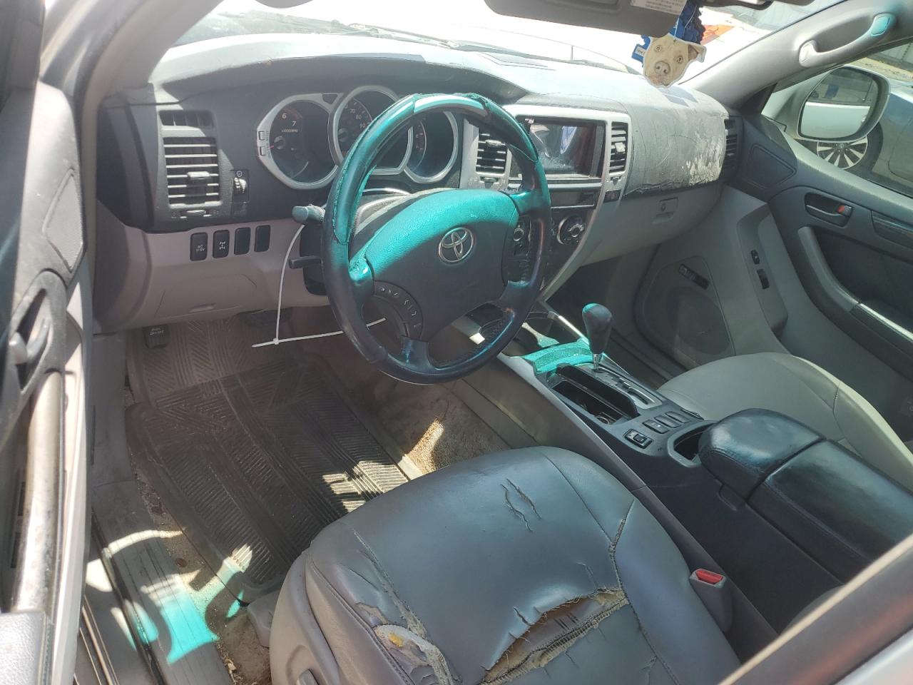 2004 Toyota 4Runner Limited VIN: JTEBU17R140055632 Lot: 60773535