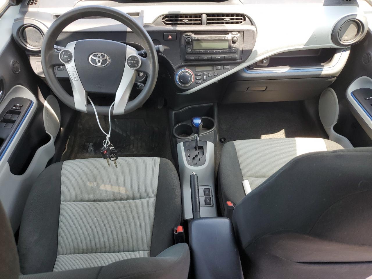 2012 Toyota Prius C VIN: JTDKDTB33C1527017 Lot: 58962805