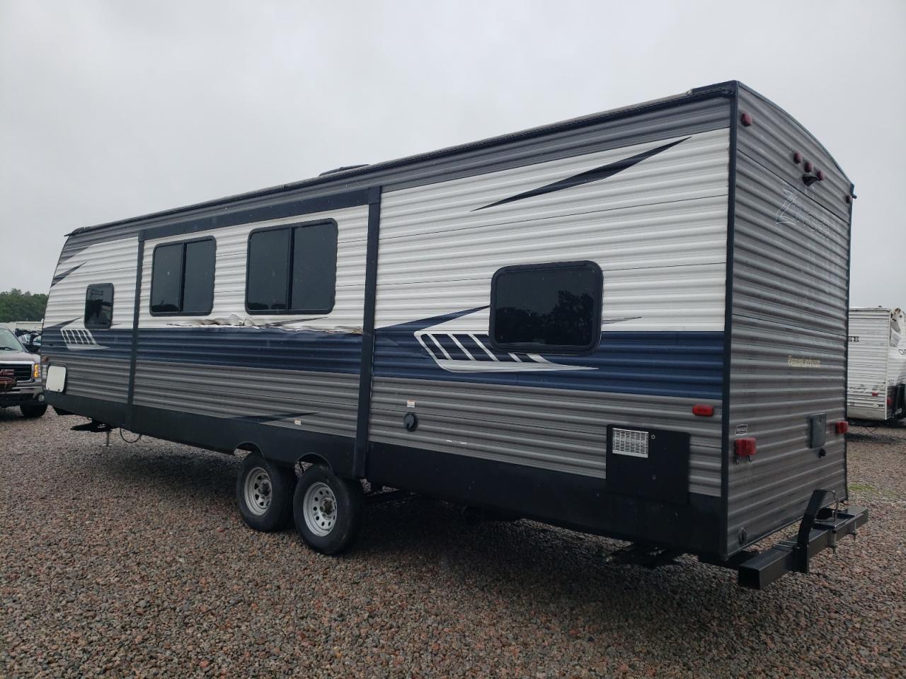 KUTB ZINGER 2019 VIN 4YDT29028KS372090 фото 3