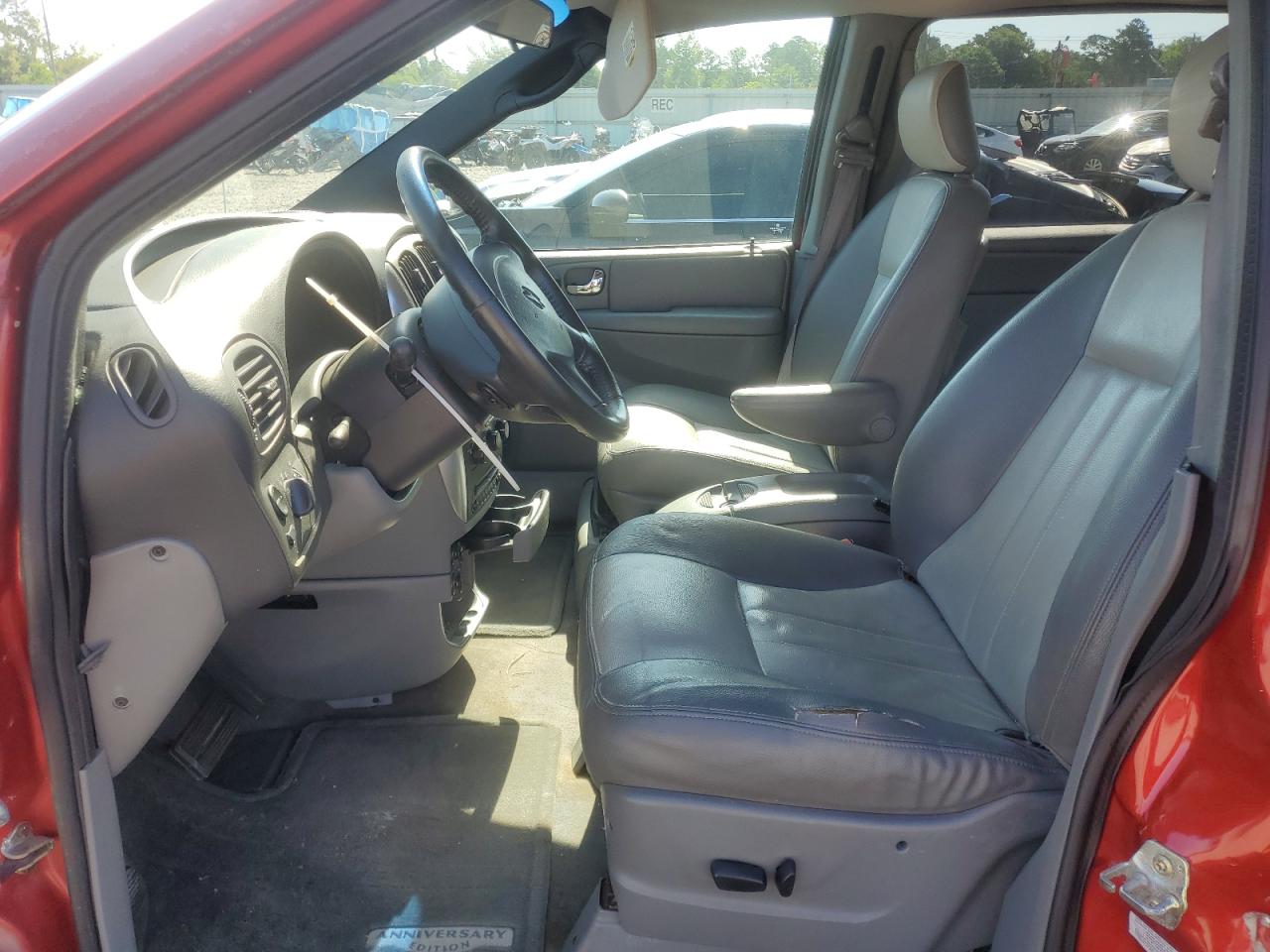 2004 Dodge Grand Caravan Sxt VIN: 2D4GP44L64R538237 Lot: 60810815