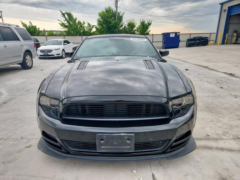  FORD MUSTANG 2014 Czarny