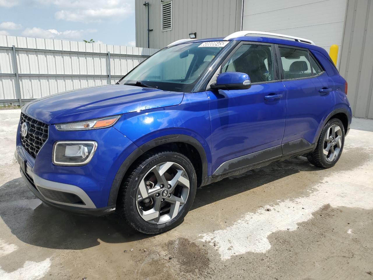 2022 Hyundai Venue Sel for Sale in Ottawa, ON - Minor Dent/Scratches