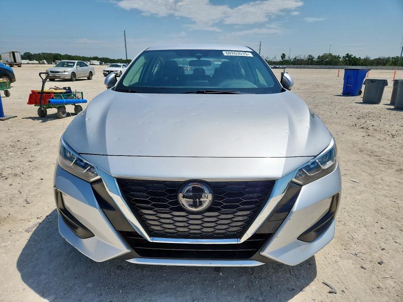  NISSAN SENTRA 2021 Srebrny